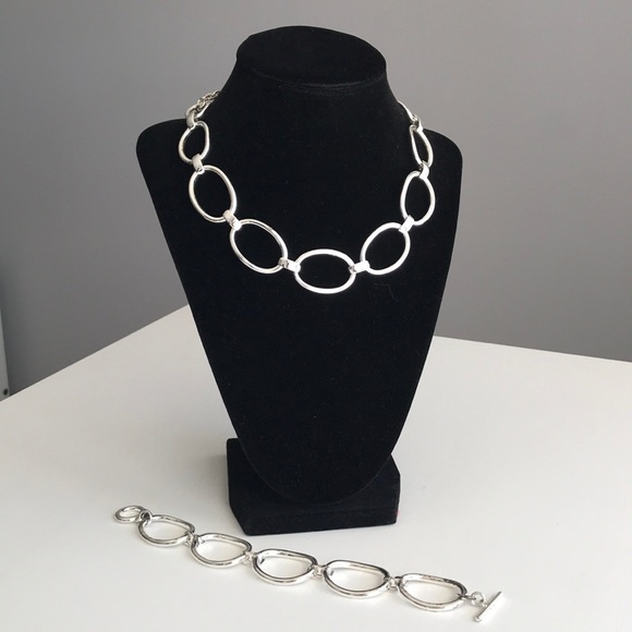 Premier Designs Jewelry - Wide Ring Necklace and Bracelet